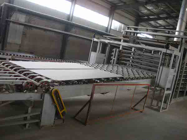 紙面石膏板生產(chǎn)線成套設(shè)備